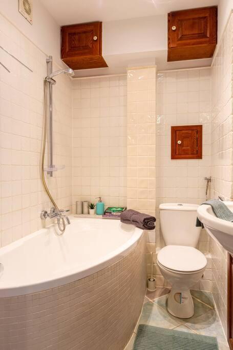 Cozy, Bright, Comfy Studio Next To The Old Town. Apartment วอร์ซอ ภายนอก รูปภาพ
