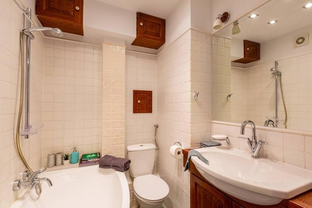 Cozy, Bright, Comfy Studio Next To The Old Town. Apartment วอร์ซอ ภายนอก รูปภาพ